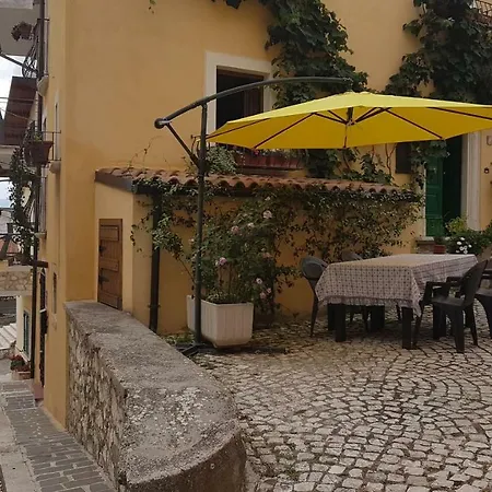 펜션 Scaccia Pensieri *