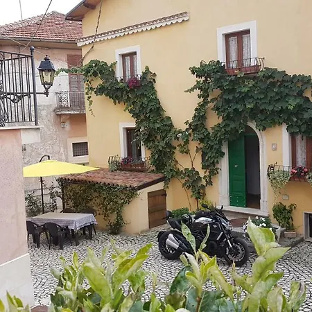 Scaccia Pensieri 펜션