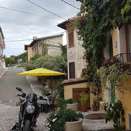 Scaccia Pensieri 펜션 Cerchio