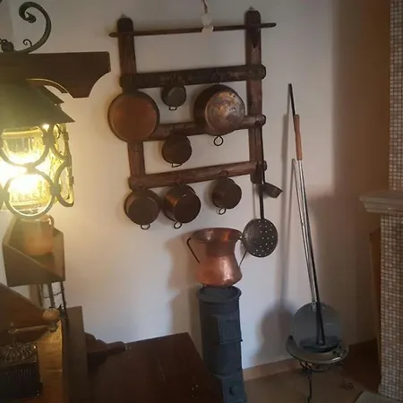 Scaccia Pensieri 펜션 Cerchio